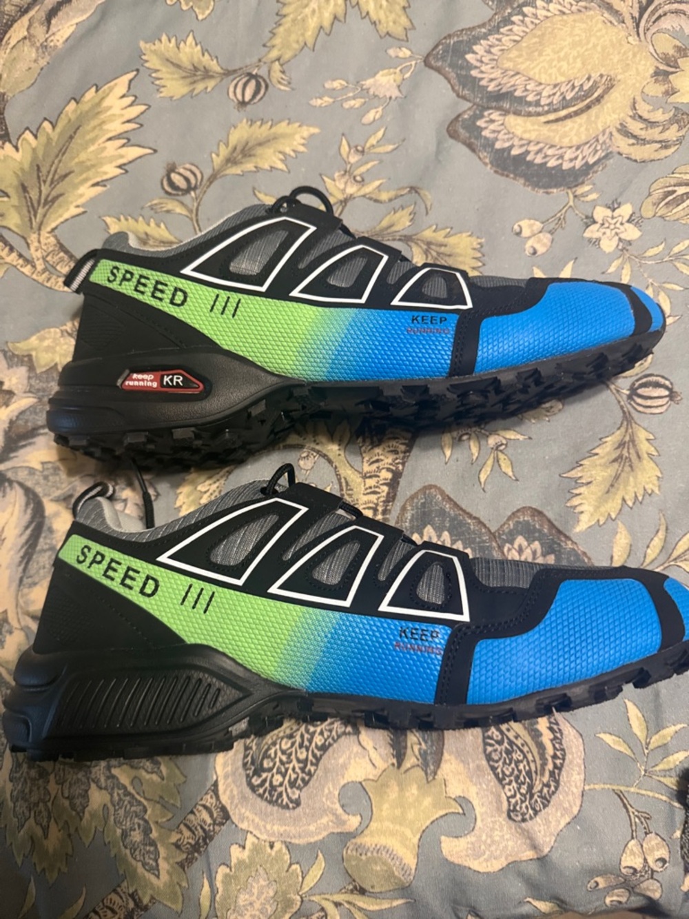 Trail Running Shoes in Gray & Blue, green